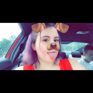 Meet your Posher, Olivia